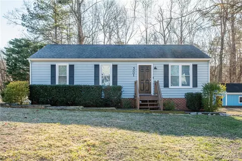 5001 King Cotton Ln, Midlothian, VA 23112