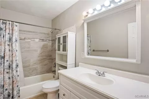 17 Kingslee Ln, Hampton, VA 23669 photo 25