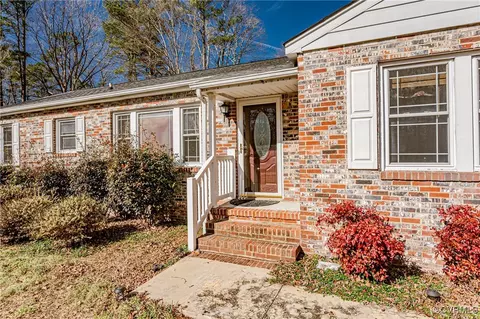 10208 Dakins Dr, Richmond, VA 23236