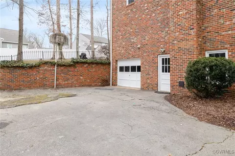 Exterior - 3915 Cresthill Rd, Chester, VA 23831 photo 4 of 7