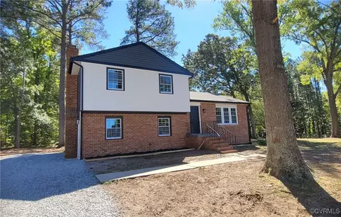 20405 Vernetta Ln, Petersburg, VA 23803