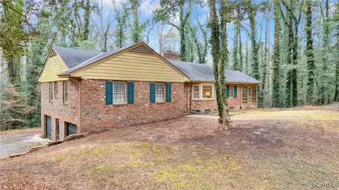 10720 Arsenal Dr, Midlothian, VA 23113 photo 2