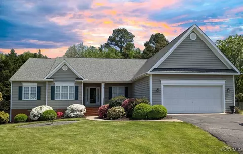 8524 Meadowsweet Dr, Mechanicsville, VA 23116