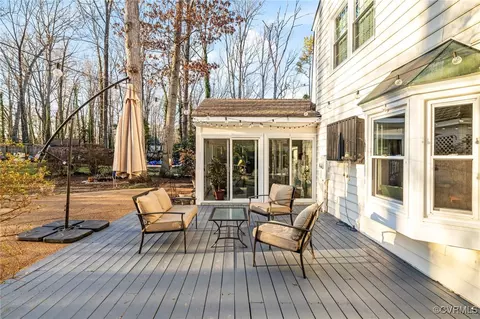 Exterior - 2130 Oakengate Ln, Midlothian, VA 23113 photo 13 of 16