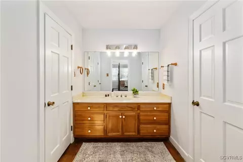Bath - 2130 Oakengate Ln, Midlothian, VA 23113 photo 2 of 4