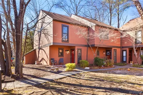 11814 S Briar Patch Dr, Midlothian, VA 23113
