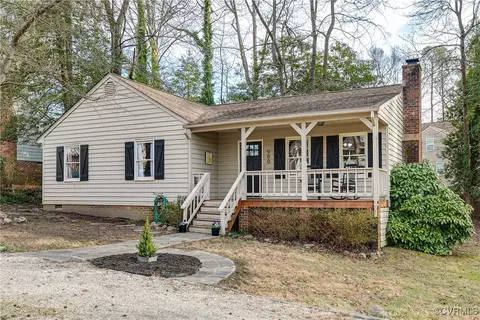900 Hartford Ln, Richmond, VA 23236