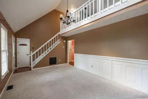 Living - 7300 Key Deer Cir, Midlothian, VA 23112 photo 3 of 5