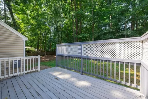 Exterior - 7300 Key Deer Cir, Midlothian, VA 23112 photo 12 of 12