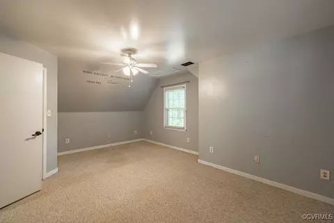 Bedroom - 7300 Key Deer Cir, Midlothian, VA 23112 photo 2 of 5