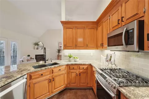 Kitchen - 11660 Explorer Dr, Midlothian, VA 23114 photo 3 of 4