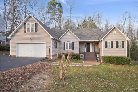 11660 Explorer Dr, Midlothian, VA 23114