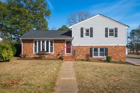 4511 Fairway Rd, North Dinwiddie, VA 23803