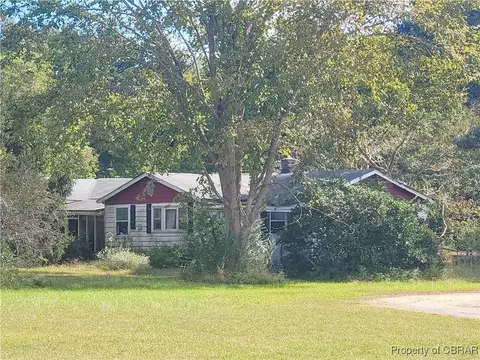 3410 Buckley Hall Rd, Cobbs Creek, VA 23035 photo 4