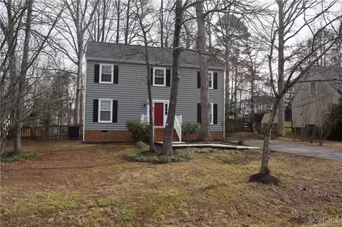 2819 Quisenberry St, Midlothian, VA 23112