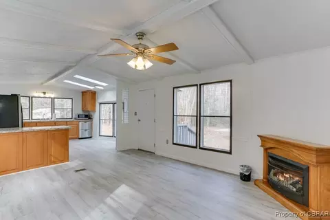 9431 Sheldon Ln, Gloucester, VA 23061 photo 7