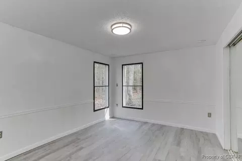 9431 Sheldon Ln, Gloucester, VA 23061 photo 16