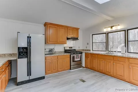 9431 Sheldon Ln, Gloucester, VA 23061 photo 12