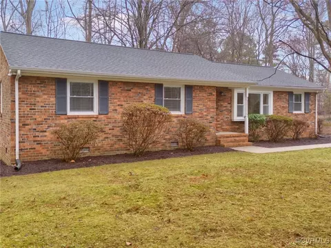 Exterior - 12110 Bailey Bridge Rd, Midlothian, VA 23112 photo 2 of 8