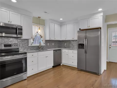 Kitchen - 12110 Bailey Bridge Rd, Midlothian, VA 23112 photo 1 of 1
