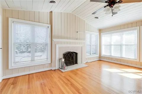 Living - 9302 Freestone Ave, Henrico, VA 23229 photo 4 of 8