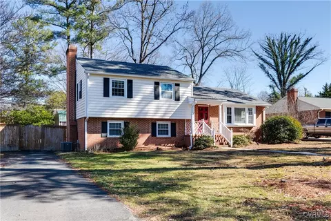 Exterior - 9302 Freestone Ave, Henrico, VA 23229 photo 4 of 7