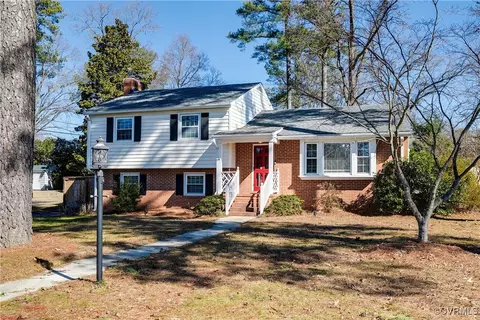 Exterior - 9302 Freestone Ave, Henrico, VA 23229 photo 3 of 7