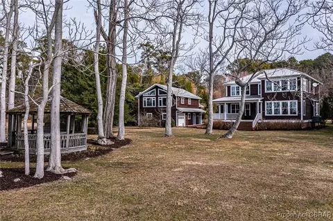 84 Westview Ln, Lancaster, VA 22503