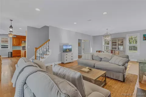 Living - 84 Westview Ln, Lancaster, VA 22503 photo 2 of 2
