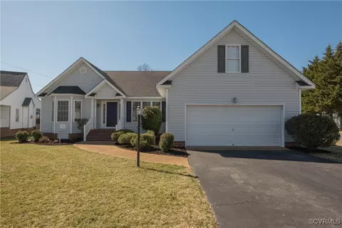 9997 Red Deer Ct, Mechanicsville, VA 23116