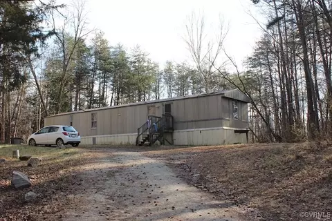 4517 Hewitt Ln, Goochland, VA 23063
