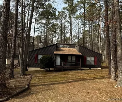 11630 Gordon School Rd, North Chesterfield, VA 23236