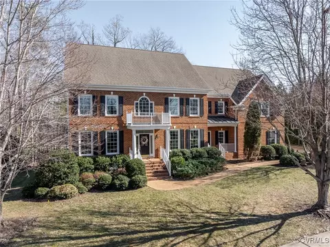 4001 Welby Dr, Midlothian, VA 23113
