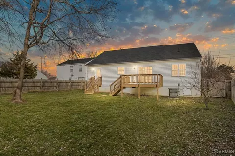 5847 Warwick Rd, Richmond, VA 23224