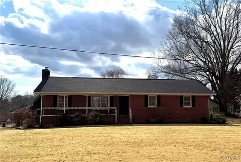 157 Old Stage Rd, Toano, VA 23168