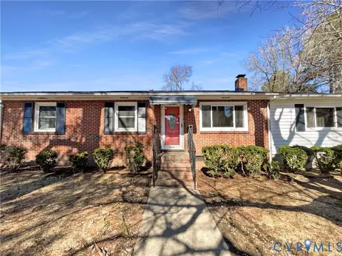 2807 Clingman St, Hopewell, VA 23860