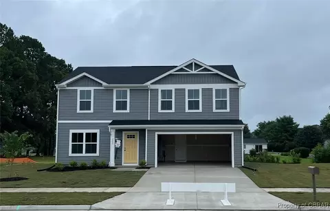 320 Pointers Dr, West Point, VA 23181