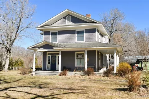 303 W Ontario Rd, Keysville, VA 23947