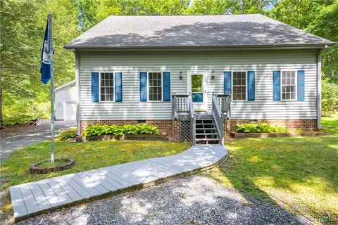 1182 Braley Pond Rd, Churchville, VA 24421