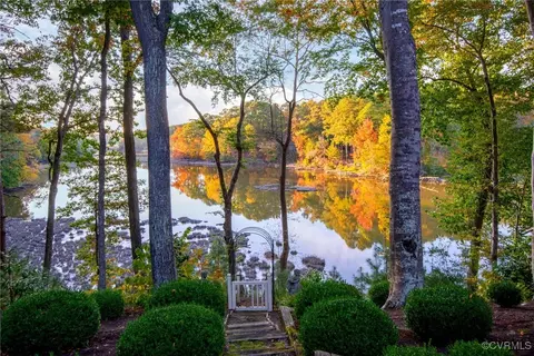 View/Area - 213 Roger Webster, Williamsburg, VA 23185 photo 6 of 7