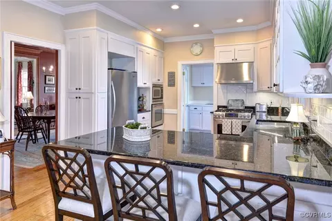 Kitchen - 213 Roger Webster, Williamsburg, VA 23185 photo 1 of 2