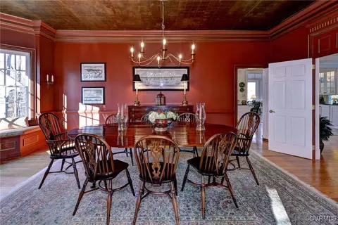 Dining - 213 Roger Webster, Williamsburg, VA 23185 photo 1 of 4