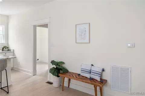 Entry Way - 3205 Jeter Ave, Richmond, VA 23222 photo 2 of 5