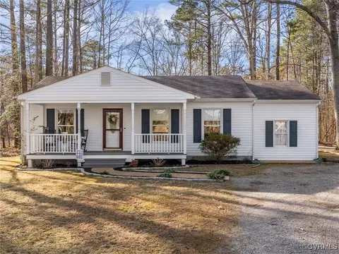 1853 Jeter Rd, Powhatan, VA 23139