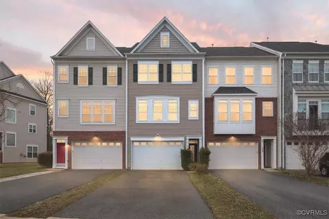 323 Woodstream Blvd, Stafford, VA 22556
