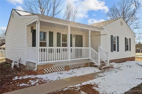 10807 Tracker Ct, Chesterfield, VA 23832 photo 2