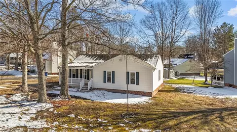 10807 Tracker Ct, Chesterfield, VA 23832 photo 3
