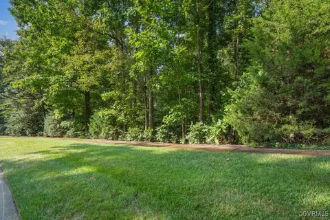 2530 Whitecastle Dr, Midlothian, VA 23113 photo 4