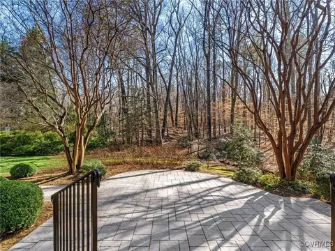 Exterior - 12211 Iron Forge Dr, Midlothian, VA 23113 photo 6 of 8