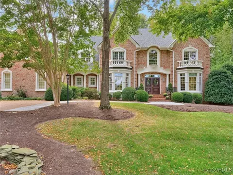Exterior - 12211 Iron Forge Dr, Midlothian, VA 23113 photo 2 of 8